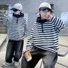 Sudadera con capucha a rayas para niño, estilo primavera y otoño, top holgado de manga larga estilo coreano, chaqueta casual para niños mayores, ropa de otoño