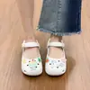 Zuecos de Eva Ligeros y Modernos con Dibujos Animados Lindos para Mujer 2026 Nuevo Modelo Sandalias Deslizables Resistentes al Desgaste Antideslizantes para Exteriores de Doble Uso