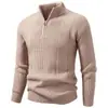 Suéter masculino de outono e inverno com gola alta e zíper parcial, em malha twill com textura retrô americana e padrão jacquard, uma camada base quente