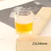 Creativo Artificial Multicolor Taza de Cerveza de Barril Adornos de Microescena Llavero Accesorios para Joyería DIY Colgantes para Bolsa de Coche