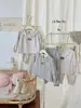 8369 Conjunto de Pijama Feminino com Forro de Fleece para o Inverno, Estilo Novo, Estampa Contínua, Padrão Floral Quente, Conjunto de Duas Peças Estilo Coreano