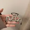 Pasador de metal con forma de ola para mujer 2022 Nuevo clip para recogido de pelo en la parte trasera de la cabeza de celebridad de Internet pinza tocado accesorios para el cabello