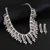 Set de Joyería Versátil con Pendientes de Botón Ajustables y Collar con Colgante Redondo de Pedrería Transfronterizo Europeo y Americano Estilo Palacio Retro