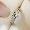Anillo de moissanita con seis filas de diamantes y seis garras de Starlight Queen en plata 925 con transmisión en vivo, ligero y lujoso, con diamantes sueltos de 1 quilate.