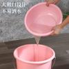 Lote de Fábrica Cubo Portátil Espeso Cubo Cubo de Lavandería Doméstico Cubo de Baño para Dormitorio Lavabo de Plástico Cuchara para Agua Cuchara para Agua Juego