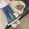 Jeans para Niña Otoño e Invierno 2025 Nuevos Elegantes Pantalones de Invierno para Niños Pantalones Acampanados de Invierno Gruesos de Forro Polar para Bebé
