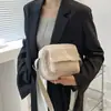 Bolso de Lana de Cordero Bolso de Mujer 2025 Invierno Nuevo Estilo Bolso de Hombro Cruzado de Moda para Mujer Bolso de Piel
