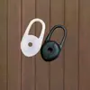 Atacado de fábrica A15 fone de ouvido Bluetooth capa de orelha protetores de ouvido capa de alto-falante acessórios gancho de orelha de silicone gancho de orelha