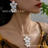 Conjunto de 3 Peças Colar com Pingente de Flor Pintada Brincos de Pino Adequado para Uso Feminino Feriado Viagem Festa Presença