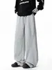 Pantalones de Chándal Grises Florales con Hoja Curva para Hombre Otoño 2025 Nuevos Pantalones Casuales Rectos Sueltos Modernos Pantalones Deportivos Americanos