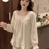 Pijama estilo palácio para mulheres, nova coleção primavera e outono 2026, manga longa doce de princesa, conjunto de loungewear de alta qualidade, adequado para usar fora