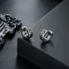 Brincos de Argola Cruzados de Zircônia Transfronteiriços para Homens, Brincos de Argola Lisos, Presilhas de Orelha de Raio, Pingentes de Orelha, Acessórios de Orelha para Mulheres, Amostra de Live do TikTok