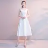 Vestido de Noche para Hombre Pequeño Femenino Banquete Elegante Blanco Vestidos de Dama de Honor Usualmente Llevan Francés Alta Textura Vestido de Tirantes