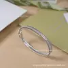Pulsera Kaleidoscopio Van Cleef para Mujer, Chapado en Oro V Oro Rosa de 18 Quilates, Pulsera de Cuatro Hojas Completa de Diamantes Versión Ancha y Estrecha, Sensación de Lujo Ligero de Alta Gama