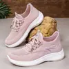 Sapato Leve de Verão com Estampa de Grou Branco Malha Oca Flyknit Solado Macio Confortável Casual Esportivo Leve Confortável Viagem
