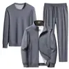 Conjunto Esportivo de Primavera e Outono Masculino Primavera Casual Corrida Conjunto de Três Peças Conjunto para Grupo de Meia-Idade e Jovens Compra em Grupo Moletom Calça de Moletom Masculino