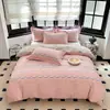Suave juego de ropa de cama de lujo con estampado floral rosa, tela cepillada de doble cara engrosada, fresco y dulce, adecuado para todas las estaciones en el dormitorio