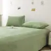 Lençol de cama novo estilo 2026, forrado com fleece e espesso para outono e inverno, cor sólida, veludo de leite de um lado, design fresco e simples, peça única