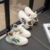 Zapatos de Lona para Niños Nuevo 2025 Primavera y Otoño Cómodos Transpirables Niños y Niñas Zapatos Casuales Lindos Zapatos Blancos de Moda Zapatos para Niños