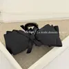 Pinza para el Cabello de Lazo Grande Estilo Coreano con Acabado de Alta Gama, Adecuada para Peinados Recogidos en la Parte Trasera de la Cabeza, Pinza de Tiburón, Pinza Dulce de Moda, Elegante Accesorio para el Cabello