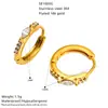 Pendientes de botón redondos de circonita de moda versátiles europeos y americanos para mujer de acero inoxidable, aretes de aro simples y elegantes chapados en oro de 18 quilates, venta al por mayor