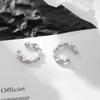 Clip para Oreja Retorcido Anillo de Möbius sin Agujeros en las Orejas Estilo Coreano Dulce Simple Círculo Chapado en Oro Pendientes Clip Indoloro para el Cartílago de la Oreja