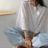 Nuevo en Stock, Buena Calidad 2024 Verano Japonés y Coreano Bordado Calado Manga Media Burbuja Color Puro Camiseta Casual para Mujer