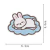 Parche Bordado de Conejo Blanco de Dibujos Animados Japonés de Ensueño Varita Mágica Bruja Nube Conejo Durmiendo Insignia Bordada Termoadhesiva