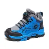 Sapatos de Algodão para Meninos de Inverno com Forro de Pelo, Crianças de Tamanho Médio e Grande, Antiderrapante com Garras de Aço para Exterior, Algodão Grande, Algodão de Duas Camadas, Tênis Esportivos Infantis Espessados
