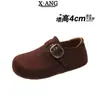 Zapatos de mujer tipo Birkenstock, completamente cerrados, con cubierta de piel, que aumentan la altura, colección otoño/invierno 2026, mocasines casuales sin cordones