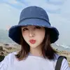Sombrero de Pescador para Mujer Verano Mezclilla Lavable Borde Crudo Desgastado Estilo Coreano Moderno Favorecedor para la Cara Cara Redonda Pequeña Sombrero de Sol Adecuado