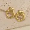 Pendientes Dorados en Forma de Corazón Estilo Europeo y Americano, Pendientes de Botón de Alta Gama para Mujer, Pendientes de Acero Inoxidable de Lujo Ligero, Personalización Profesional de Joyería