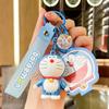 Llavero colgante de acrílico con diseño de Doraemon, auténtico, con diseño de gato y cascabeles, regalo exquisito, adorno colgante