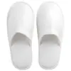 Pantuflas desechables para hoteles, casas de huéspedes y alojamientos de cinco estrellas; engrosado para uso doméstico, adecuado para invitados y con un diseño antideslizante; venta al por mayor del fabricante