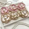 Accesorios de Lujo Ligero Retro Perla con Borde Dorado Estilo Chanel Florales de Alta Gama para Manualidades, Broches, Decoraciones para Zapatos y Accesorios de Vestimenta