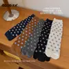Nuevos Calcetines para Mujer 2026 para Otoño e Invierno, Calcetines de Algodón Coloridos de Color Contrastante de Media Pantorrilla para Mujer, Calcetines Margiela de Lunares con Separación de Dedos
