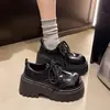 Mocasines Retro Versátiles con Cordones de Suela Gruesa para Mujer 2026 Otoño Nuevo Celebridad de Internet Personas Bajas Aumentadores de Altura Zapatos Pequeños de Cuero JK