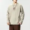 Camiseta de manga comprida para homens, blusa de primavera e outono, camada base de algodão, moletom, roupa masculina plus size moderna de modelagem solta
