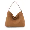 Bolsa de palha tecida à mão transfronteiriça, nova bolsa de ombro simples de alta qualidade, bolsa de ombro prática de grande capacidade para mulheres