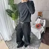 Camiseta retro de rayas negras y grises estilo callejero americano 26AW para hombre, de manga larga, hombros rectos, cuello redondo, corte ajustado, camiseta básica agradable para la piel