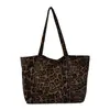 Bolsa de Exportación Transfronteriza Retro Bolso de Mano Bolso Tote para Mujer Bolso de Hombro Nuevo Bolso Otoño e Invierno 2025 Bolso Cruzado