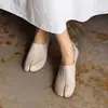 Zapatos de suela dividida de gran tamaño para comercio exterior transfronterizo con corte profundo y aumento interno de altura, zapatos de una sola pieza de cuero genuino con suela blanda, talla 40, cómodos y versátiles, estilo vintage para mujer, adecuados para primavera y otoño