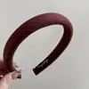 Elegante Diadema de Terciopelo con Rayas Diagonales de Aspecto de Lujo, Diadema Suave de Esponja, Diseño de Corona Alta, Accesorio para el Cabello de Moda