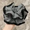 Anillo de salchicha grande y gorda de moda vintage 2025, con cuadros escoceses en blanco y negro, dulce anillo plisado para el cabello, flor para el cabello, accesorios para el cabello, cuerda para el cabello