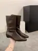 Botas de montar retro de punta cuadrada con tacón de cuña adelgazante para mujer, nueva colección otoño/invierno 2026, estilo francés minimalista, botas versátiles de media pantorrilla, botas adelgazantes