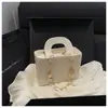 Bolso pequeño cuadrado para mujer, bolso de hombro, nuevo modelo de verano 2026, bolso sencillo para el trabajo, bolso cruzado moderno y a la moda