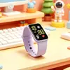 Reloj Electrónico LED de Astronauta de Moda Impermeable para Estudiantes y Adolescentes Moda Casual Cuadrado Pantalla Táctil Reloj Simple Ins