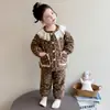 Pijama para Niñas de Coral Fleece Conjunto de Ropa para el Hogar Invierno Terciopelo Espesado Borde de Encaje Floral Conjunto Cálido de Dos Piezas