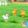 Paisaje en miniatura con adorables animales de granja, una figura grande de gallo de resina, decoración DIY de escena de granja y figuritas en miniatura