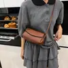 Nuevo bolso de hombro para mujer, elegante y moderno, bolso cruzado casual, bolso de gran capacidad para el trabajo y las compras, otoño temprano 2026